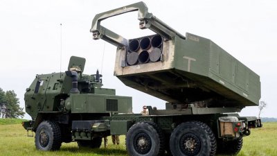 В ДНР заявили о передаче Украине 12 установок HIMARS с дальнобойными ракетами
